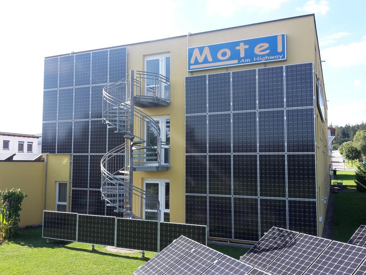 Motel Am Highway Althengstett Kültér fotó