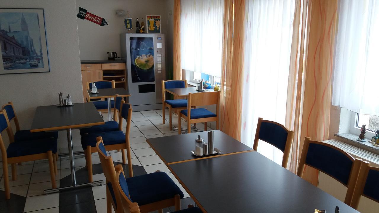 Motel Am Highway Althengstett Kültér fotó